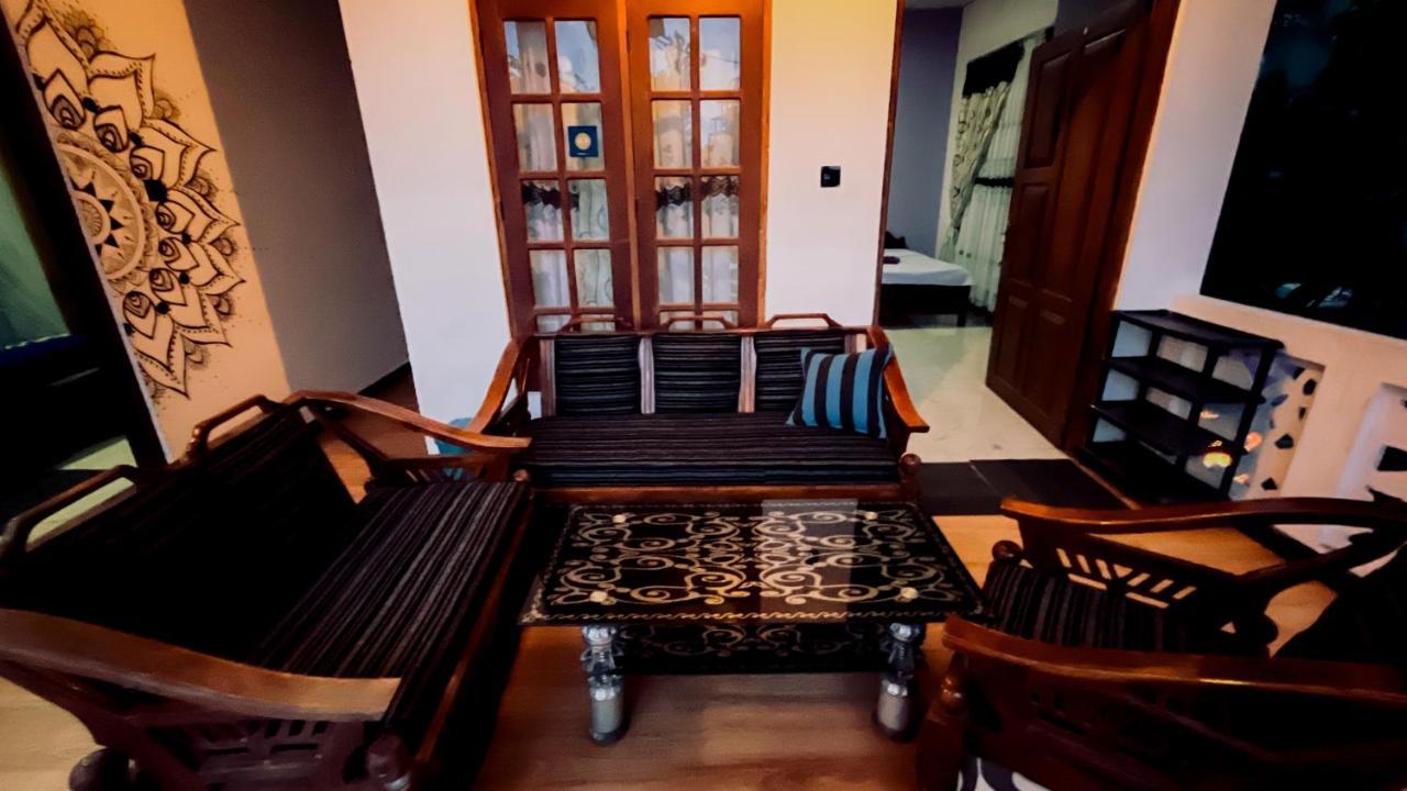 Adhi'S Place אלה מראה חיצוני תמונה