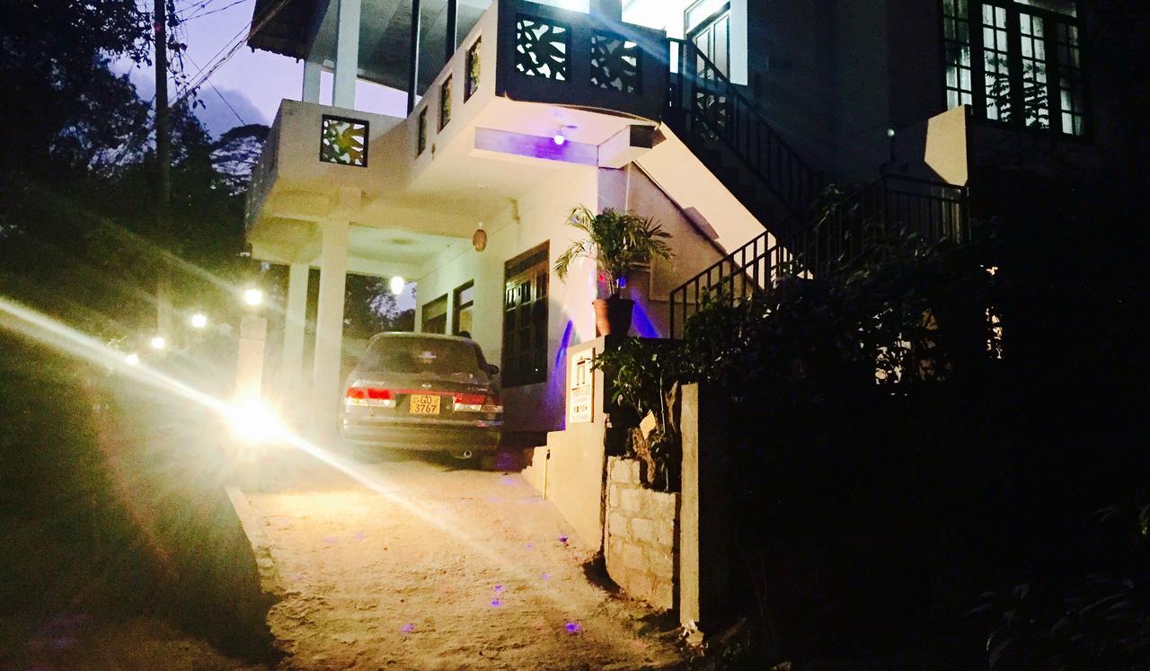 Adhi'S Place אלה מראה חיצוני תמונה